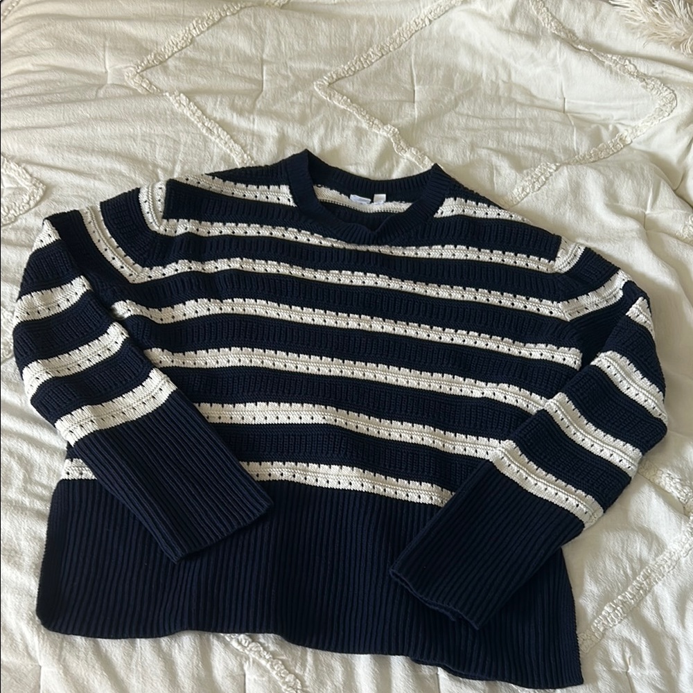 GAP Striped Navy and White Sweater